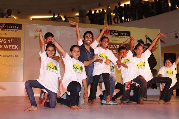 India’s first ever Dance Week-Ap 30_2014-017