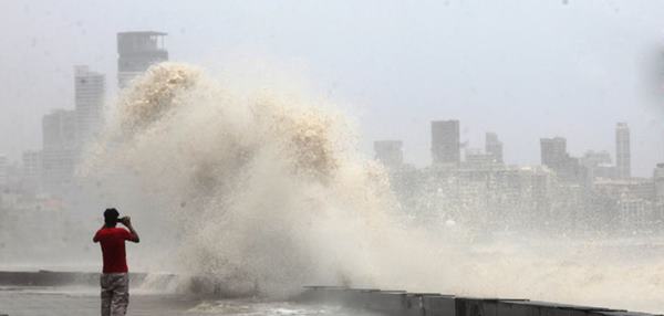 Mumbai havy rain _June 12_2014_017