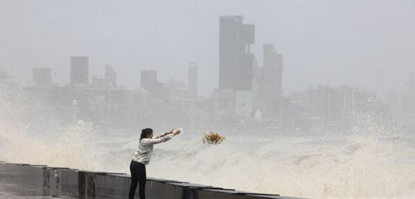 Mumbai havy rain _June 12_2014_024