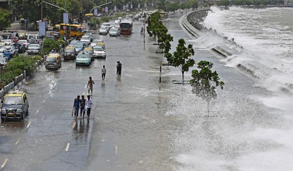 Mumbai havy rain _June 12_2014_027