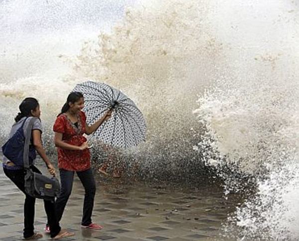 Mumbai havy rain _June 12_2014_029