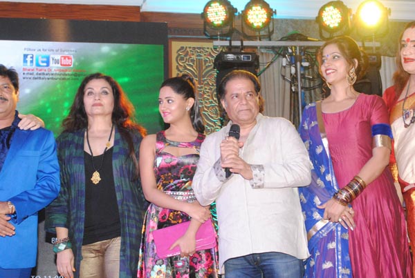 Salma Agha with others at Dr. Baba Saheb Ambedkar Award