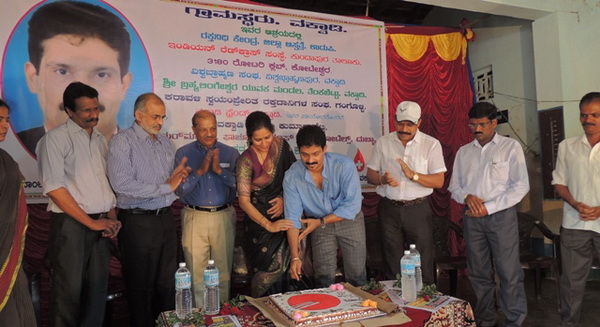 praveen_shetty_blood_37