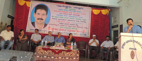 praveen_shetty_blood_47