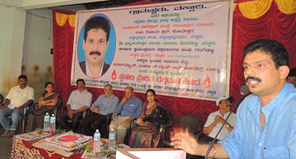 praveen_shetty_blood_50