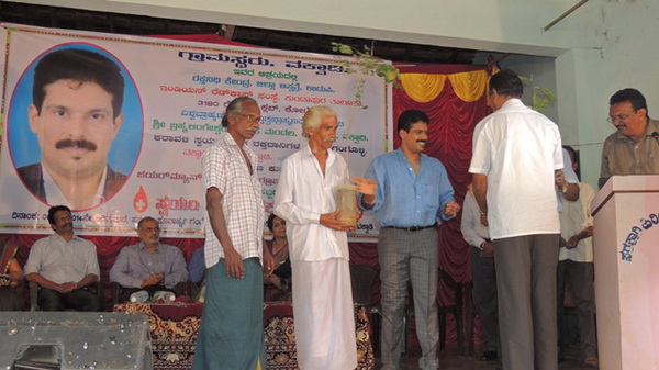 praveen_shetty_blood_57