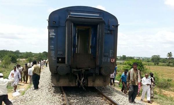 train crashed In AP_July 24_2014_030