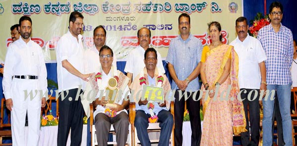 vamadapadav_award_photo_1