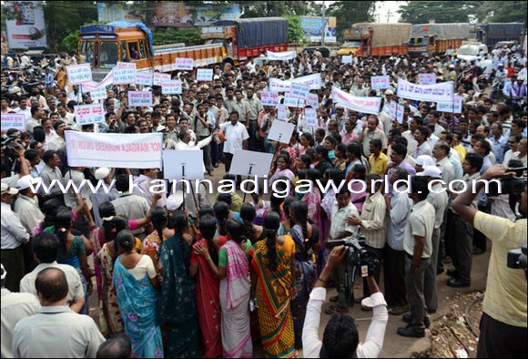 mcf_protest_photo_14a