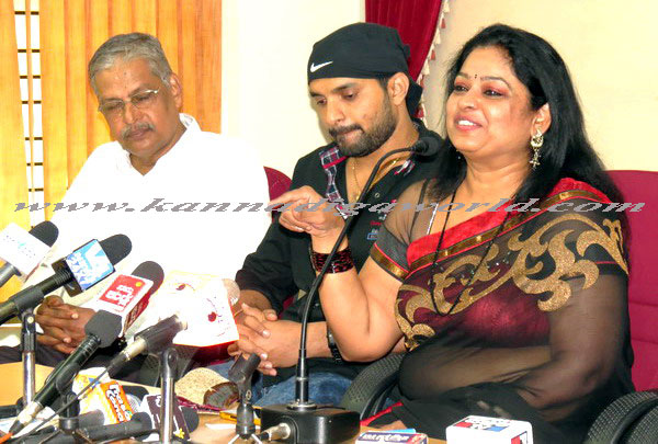 Kannada actress Padmaja rejoices the success of 'Chaali Polilu'. |  KANNADIGA WORLD