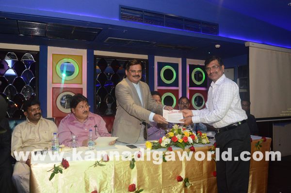 Vishwa Tulu sammelana dubai_Nov 15_2014_044