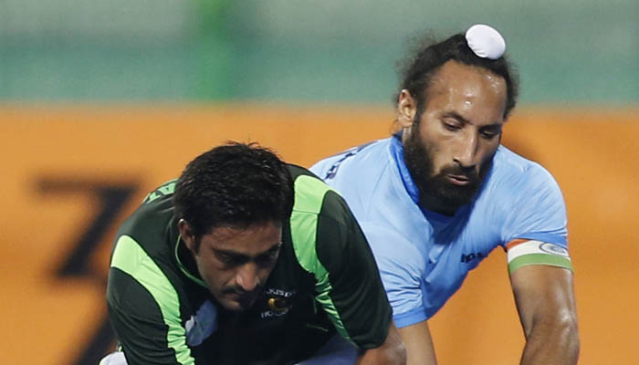 Sardar Singh, Shafqat Rasool