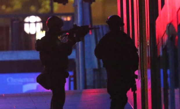 Australia Police fire at gunman AP Photo_0