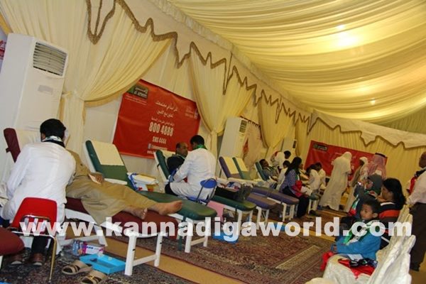 Mogaveers UAE save Life Campaign a Record with Al Ameen Service-Dece11_2014_015