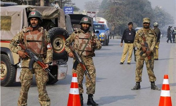Pak Attack-Dece 16- 2014_010