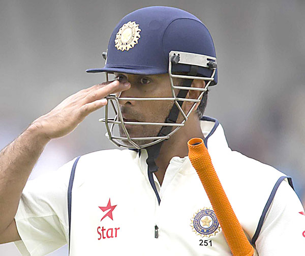 ms-dhoni-india-manchester-edit