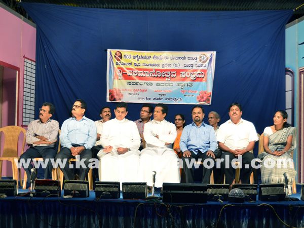 Catholic Sabha Paladka Bi-Decennial Celebration-Jan 6- 2015_013