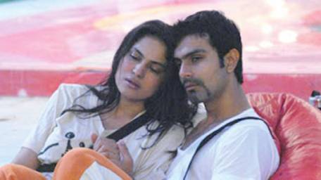 veena-and-ashmit-patel-counted-as-the-hottest-couple-of-bigg-boss-1421869404-6234