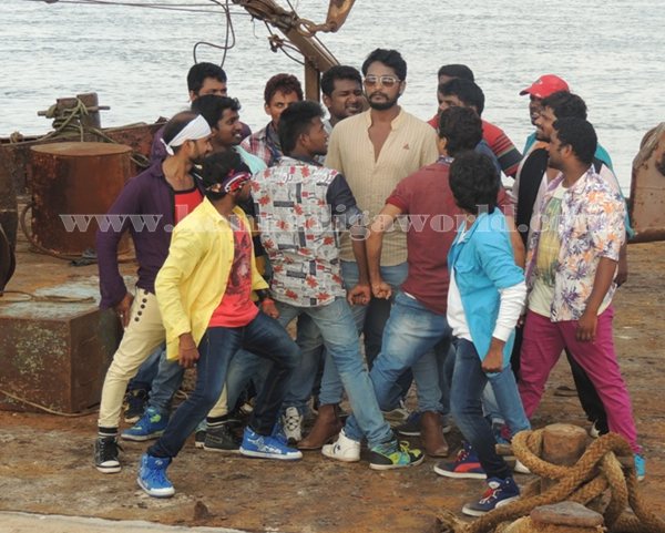 Varier_Movie_Kndpr (1)