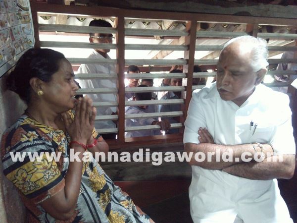 yadiyurappa visit in akshatha houde-June 2_2015-002