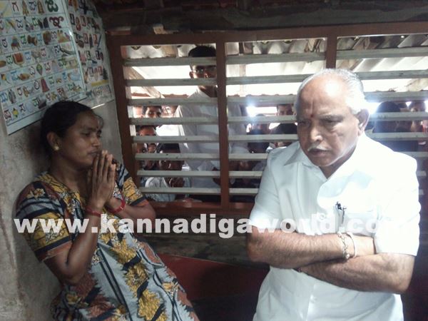 yadiyurappa visit in akshatha houde-June 2_2015-007