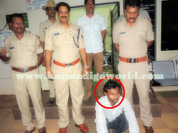 Siddapura_Mobile Shop_Thaeft (4)