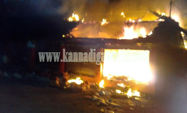 Idoor_Shop_Fire (4)