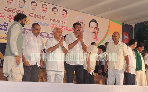 Raitacaitanya Yatre_Kndpr_Yadiyurappa visit (14)