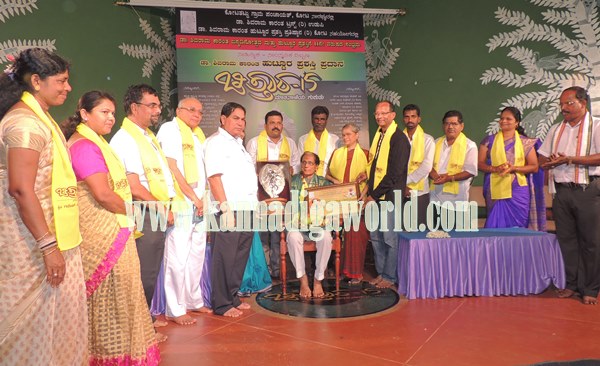 Shivaram Karantha_Huttura_Award 2015 (11)