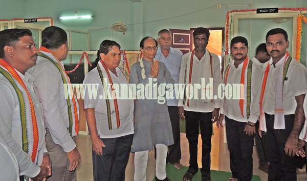 Shivaram Karantha_Huttura_Award 2015 (19)