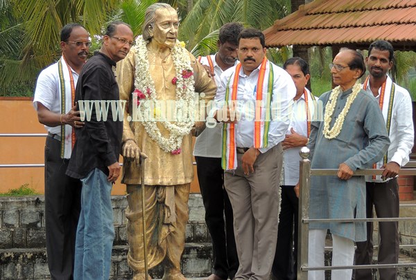 Shivaram Karantha_Huttura_Award 2015 (30)