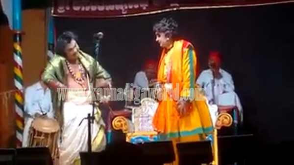 Huchcha Venkat_Yakshagana_Comedy (2)