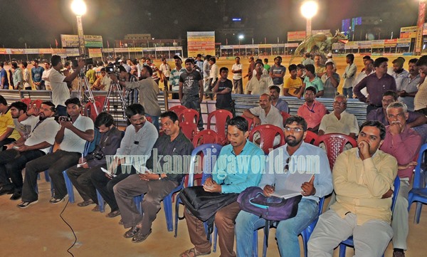 Kndpr_Chakravart Cricket_Innogaration (16)