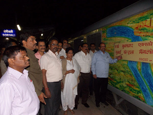 Mumbai_railwy_photo_8