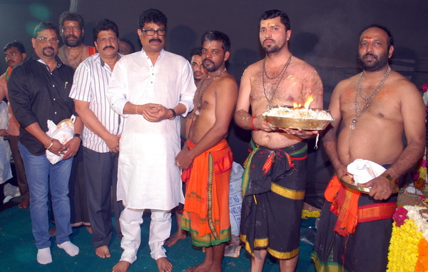 Mumbai_sabari_male_4