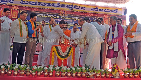 Barkuru_Yekanatheshwari Temple_Stone Laying (24)