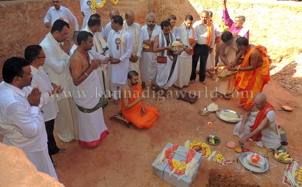 Barkuru_Yekanatheshwari Temple_Stone Laying (34)