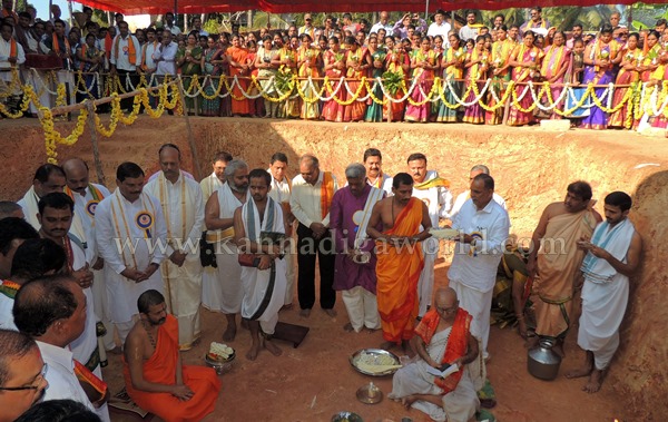 Barkuru_Yekanatheshwari Temple_Stone Laying (8)