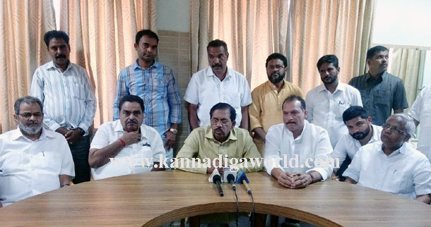 Home-Minister-Press_2