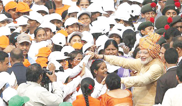 Modi-with-children