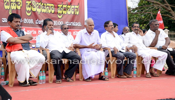 Beedi_karmik_Protest_27