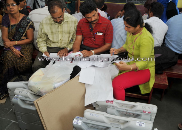 Elction_study_photo_6