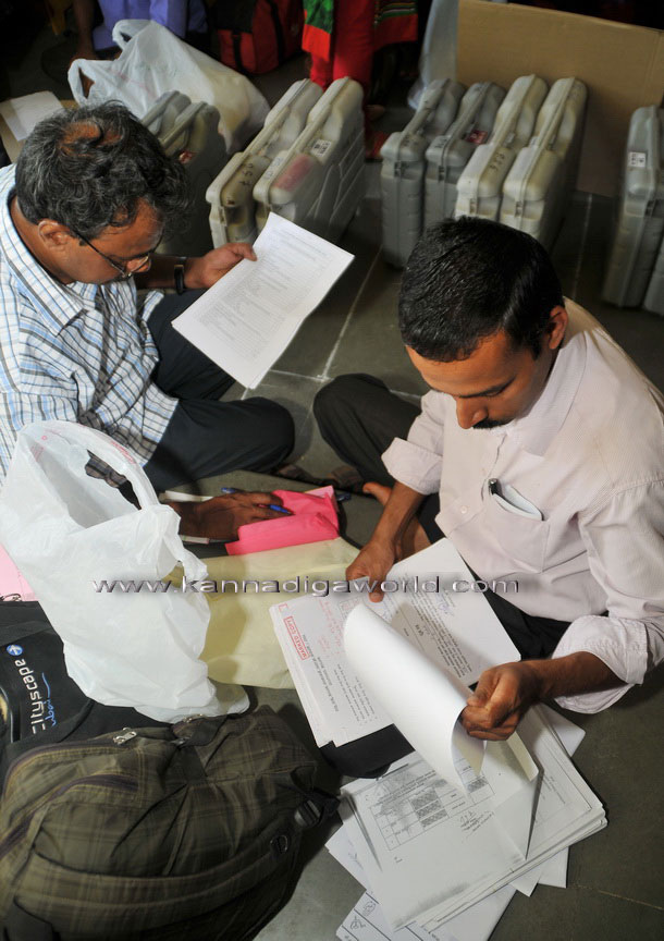 Elction_study_photo_8