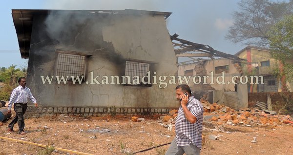 Fire Incident_Koteshwara_heavy Loss (1)