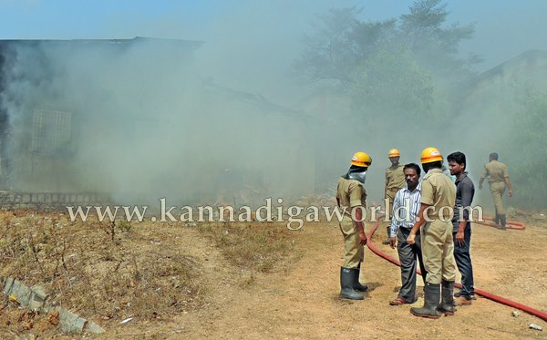 Fire Incident_Koteshwara_heavy Loss (18)