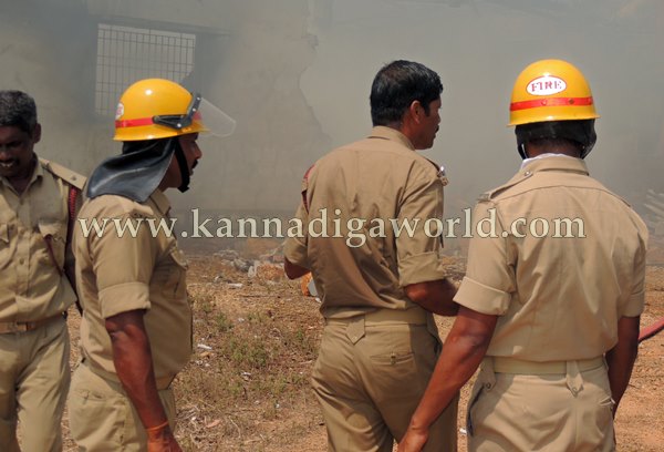 Fire Incident_Koteshwara_heavy Loss (19)