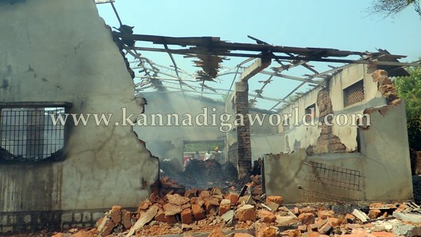 Fire Incident_Koteshwara_heavy Loss (8)