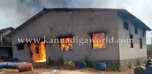 Fire_Incident_Koteshwaara (2)