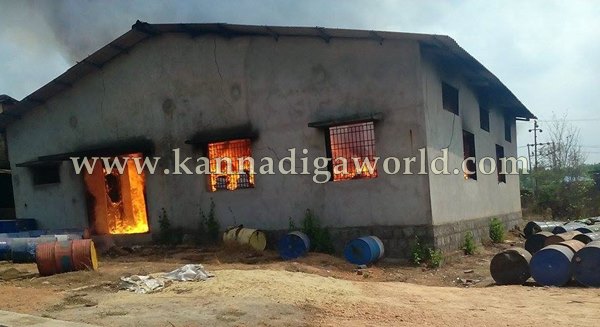 Fire_Incident_Koteshwaara (3)