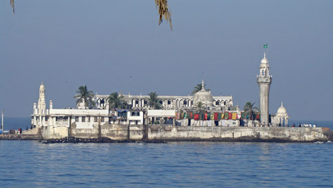 Haji-Ali-Dargah-Mumbai